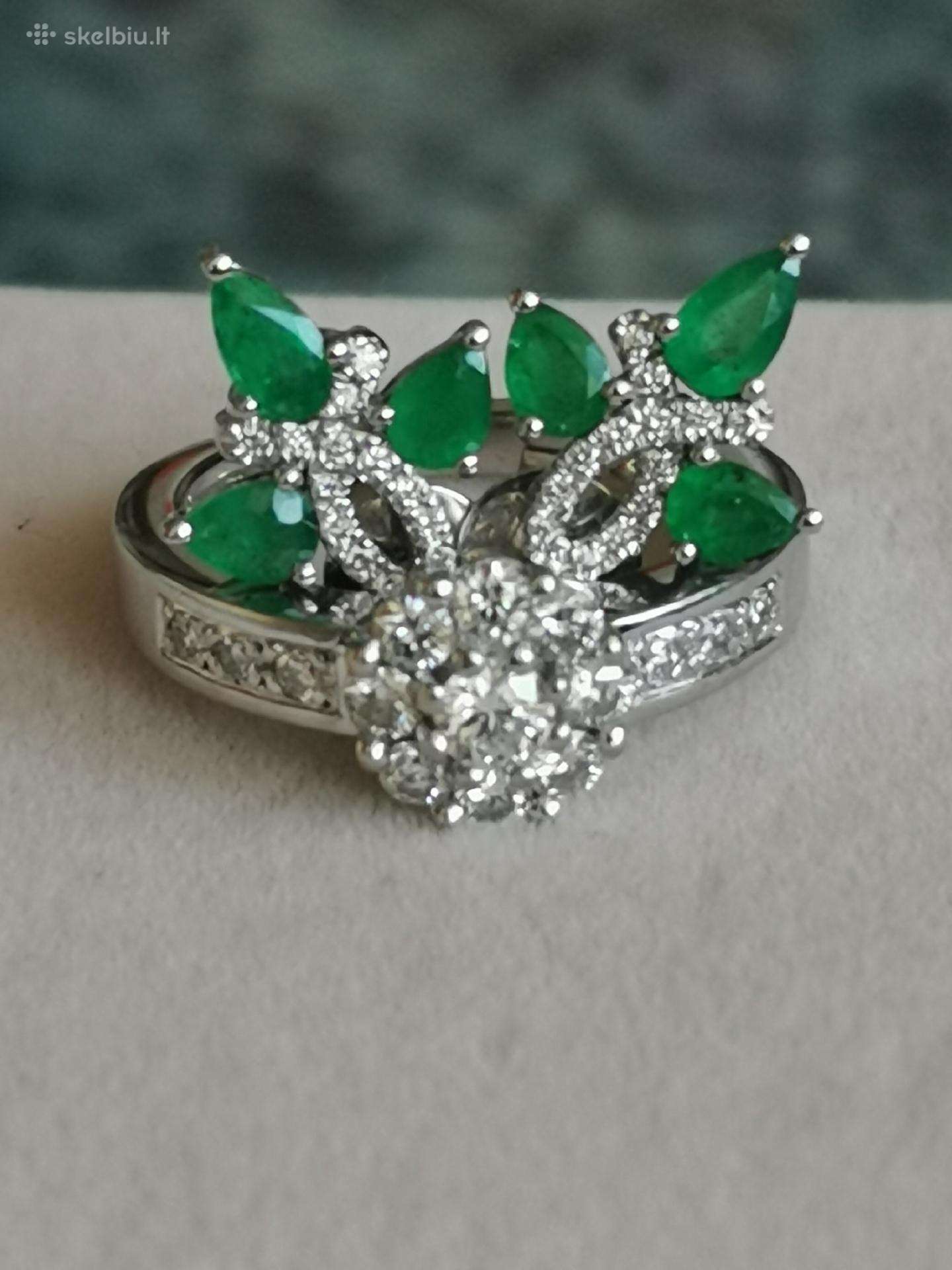 750 žiedas su 0,48 ct brilantais