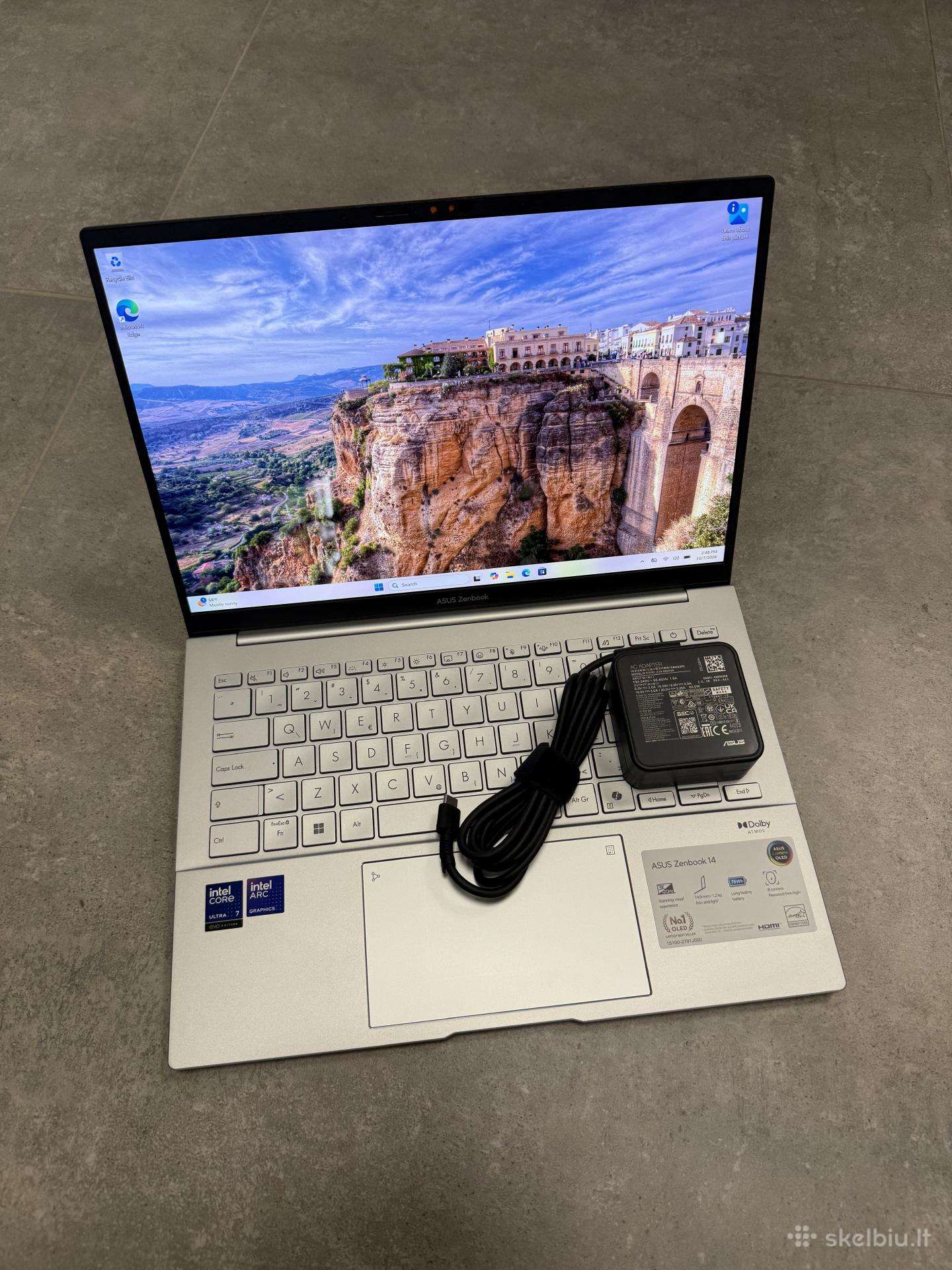 Asus Zenbook 14 Oled Ultra 7 / 32gb / 1tb