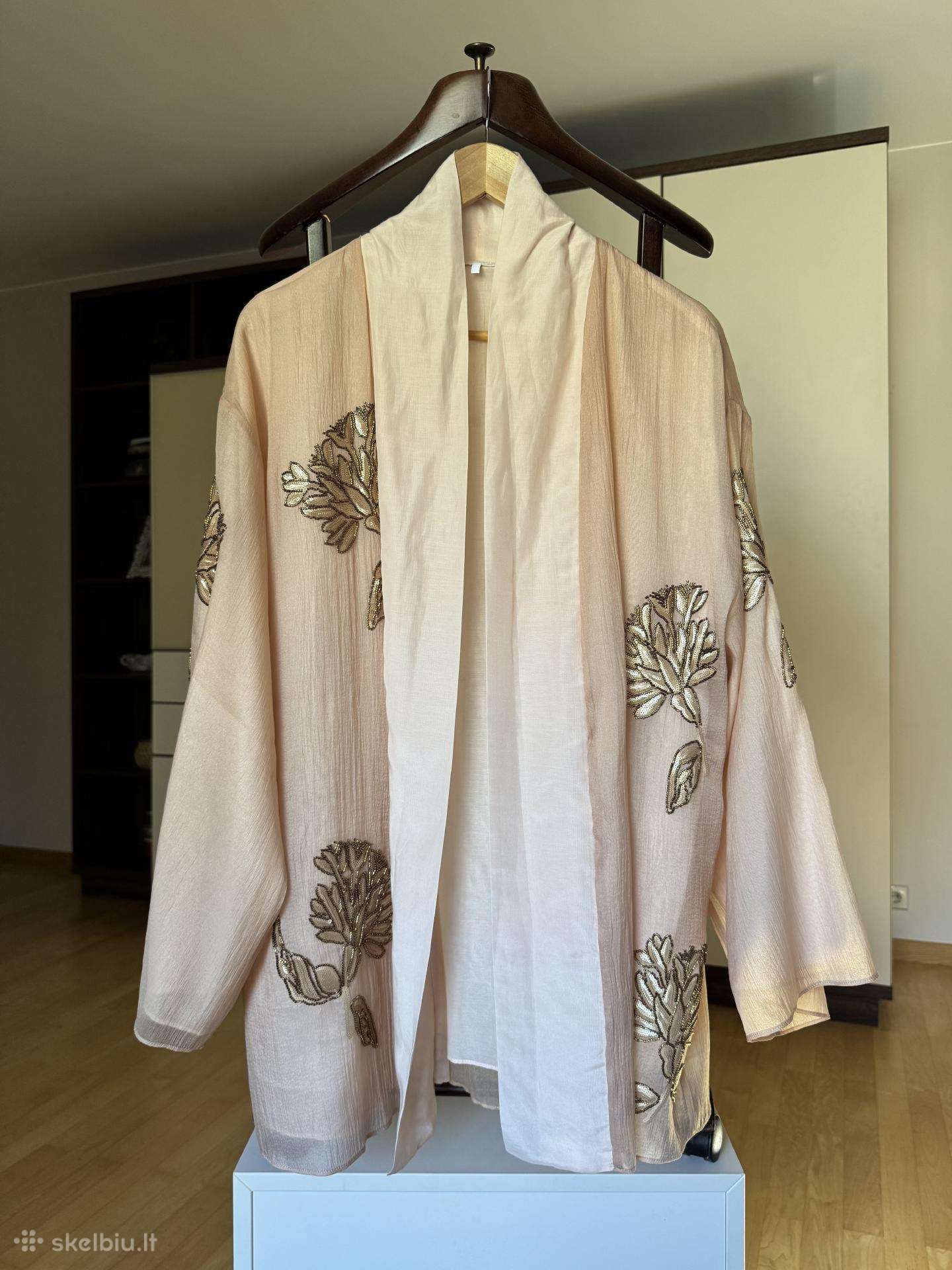 Zara puošnus siuvinėtas kimono m-l dydis