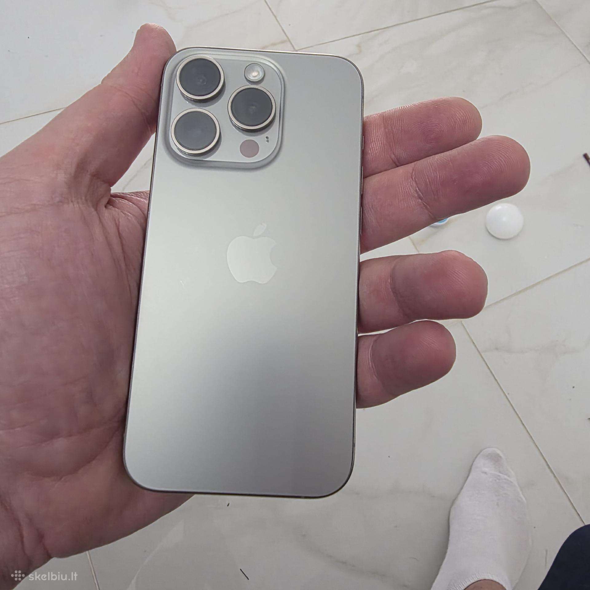 Parduodu Apple 15 Pro 256gb