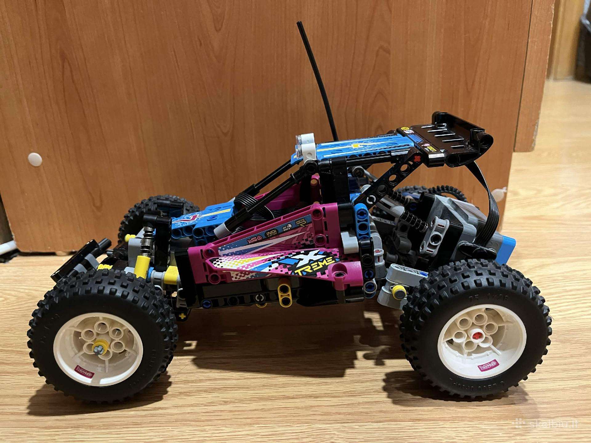 Lego Technic 42124 Off-road Buggy – veikiantis