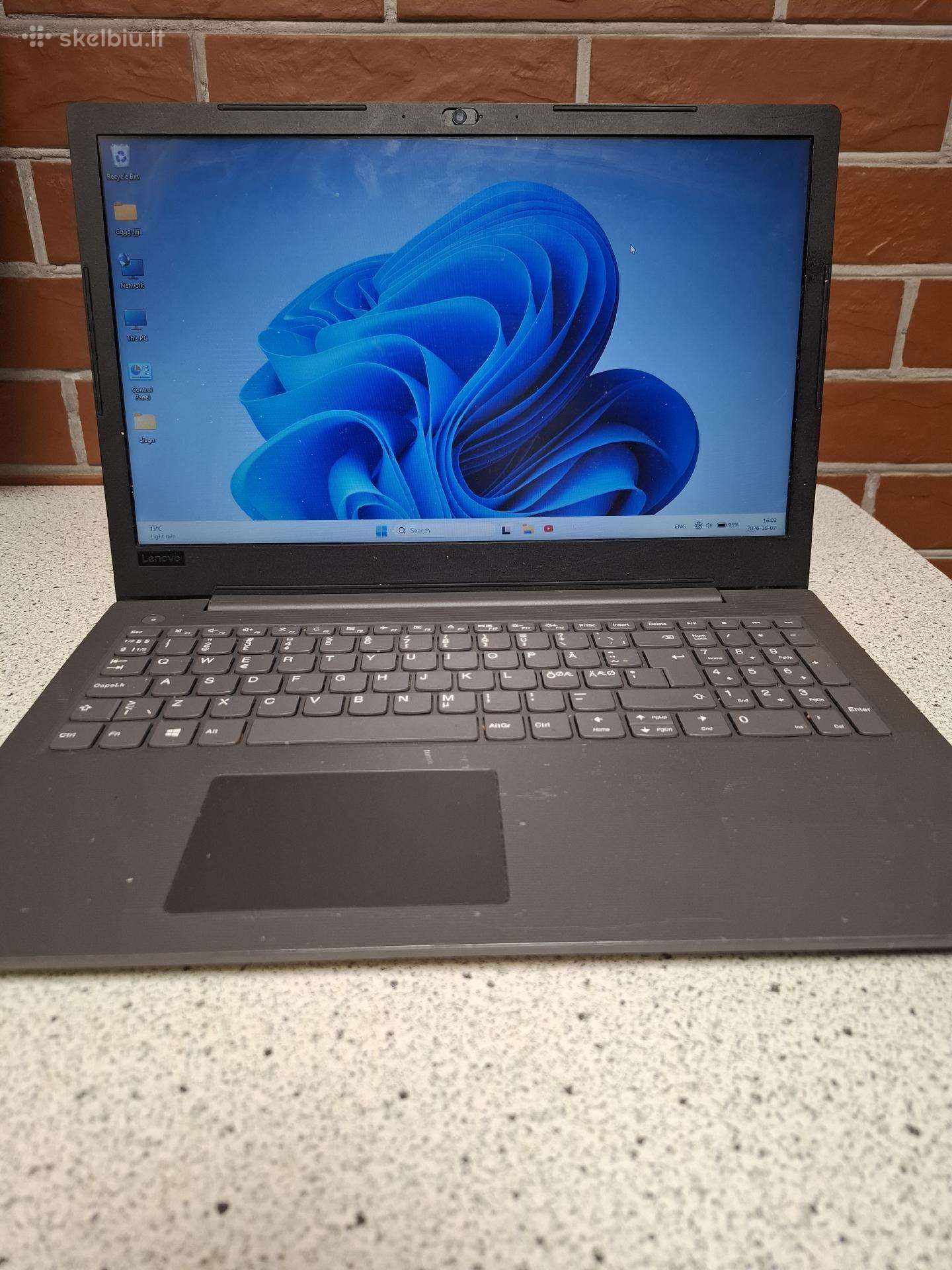 Lenovo V130. Celeron N4000, 4gb ddr3, 120gb SSD