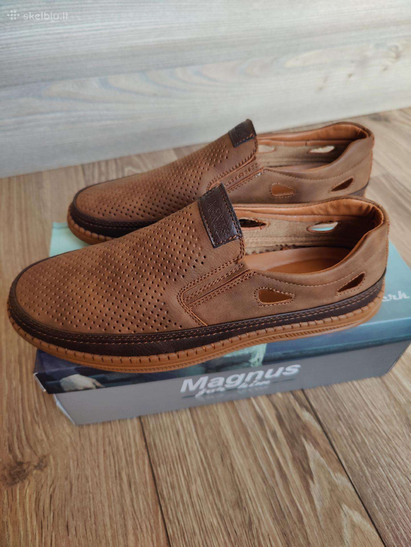 Nauji vyriški batai Magnus. 43 dydis.