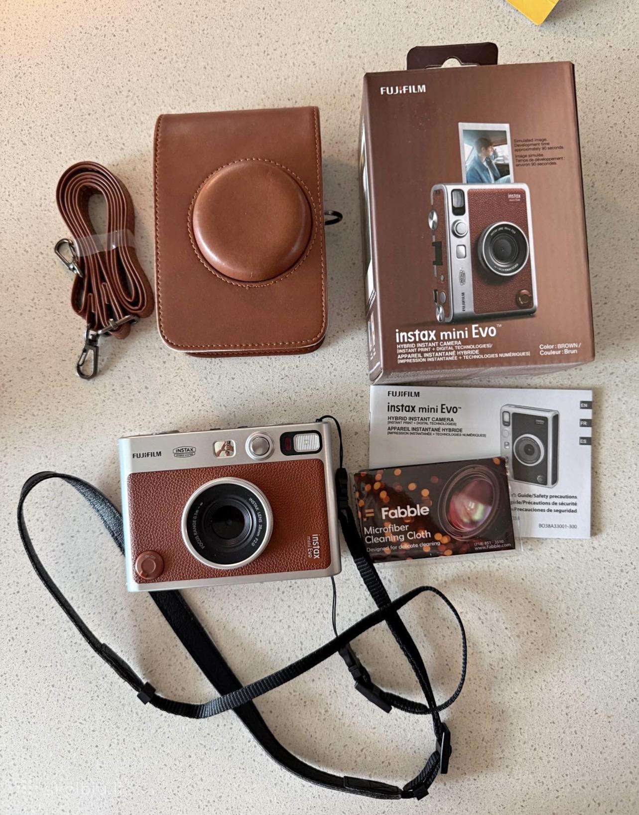 Fujifilm EVO fotoaparatas