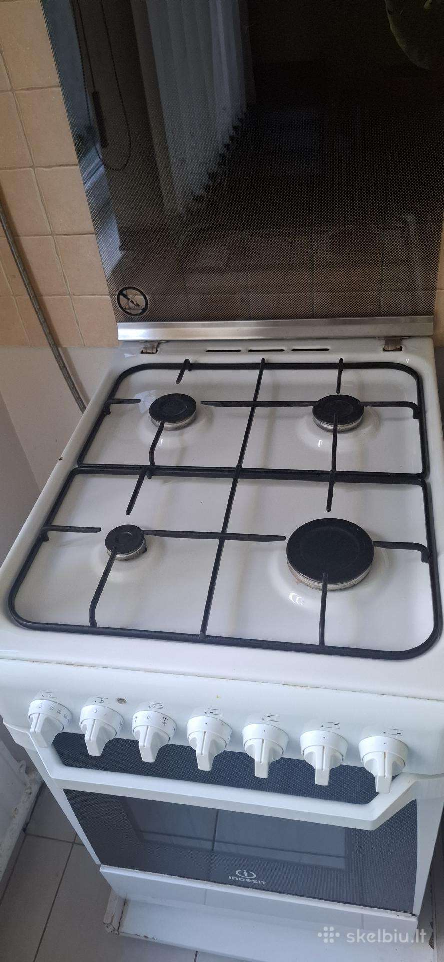Rezervuotaatduodame dujinę vyryklę, šaldytuvą