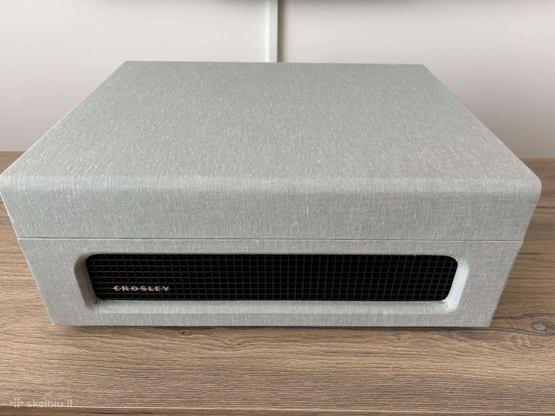 Crosley Voyager Cr8017b-sa plokštelių grotuvas