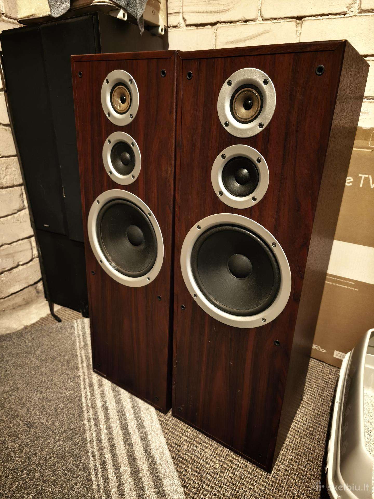 Jamo studio 180