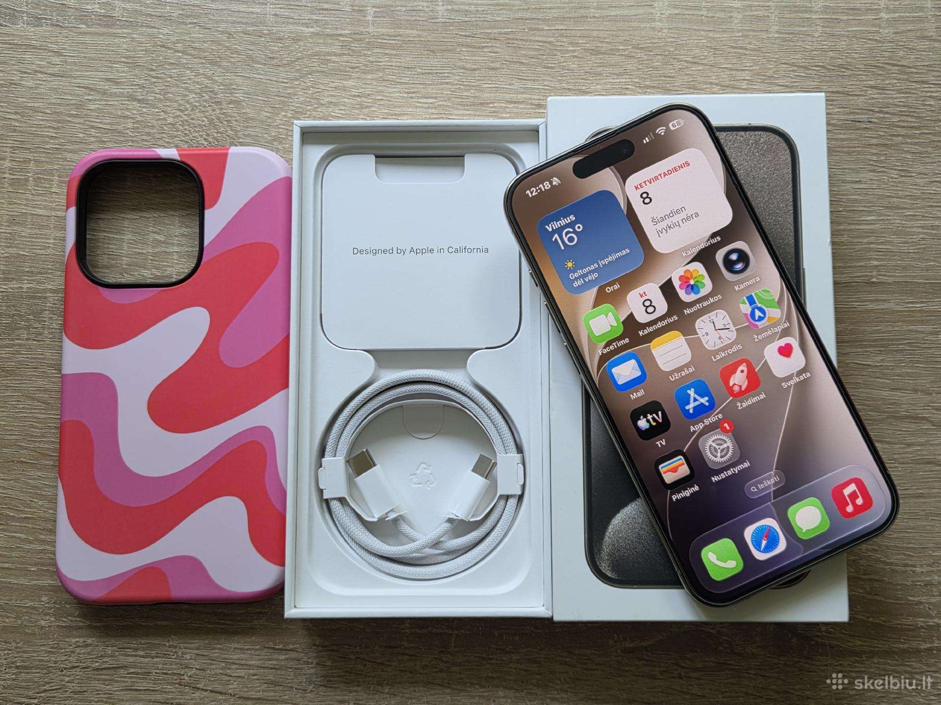 iPhone 15 pro 128gb natural titanium