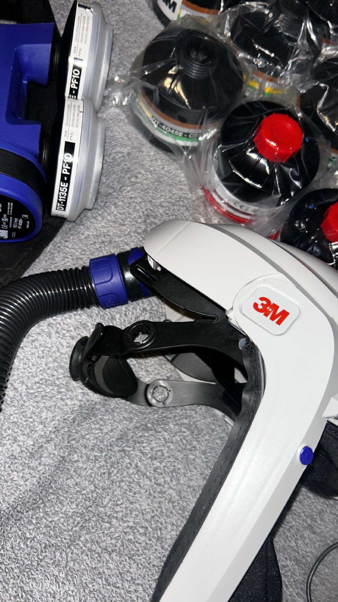 3m dažymo komplektas M-206 šalmas + 16 filtrų