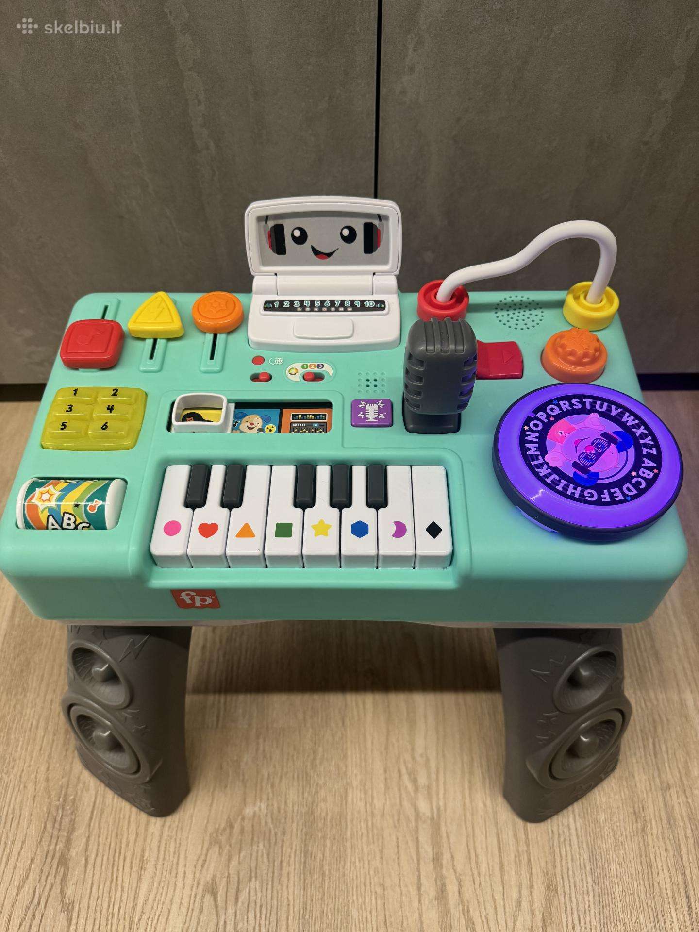 Fisher price Dj staliukas