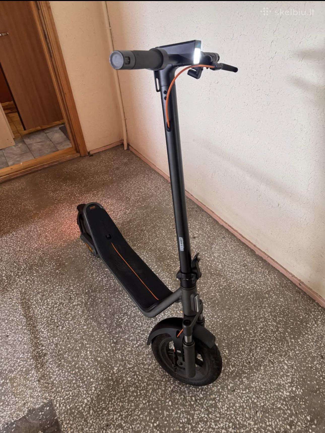 Xiaomi Electric Scooter 6 (2026 m.) 100% baterija