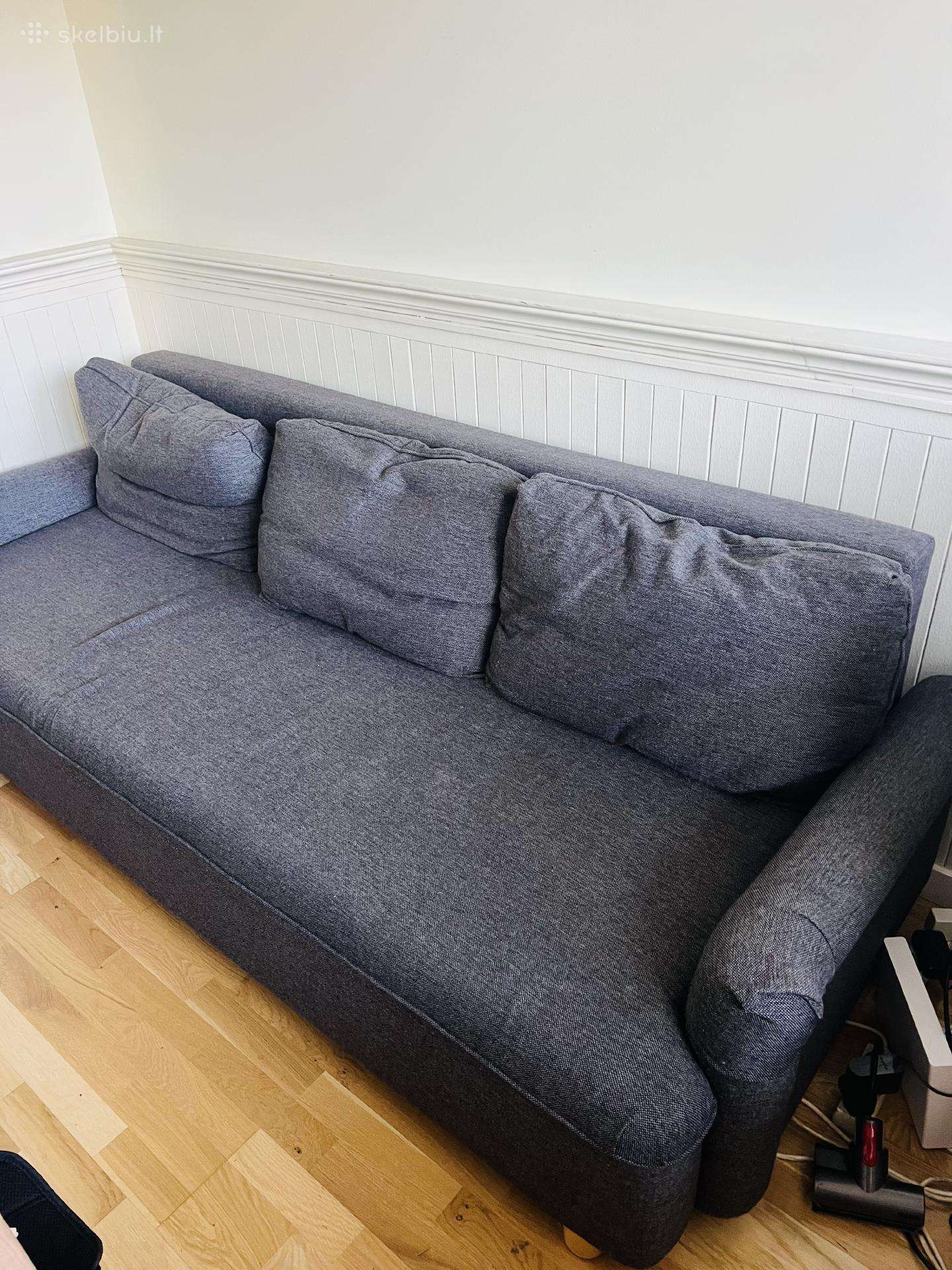 Pilka išskleidžiama sofa-lova