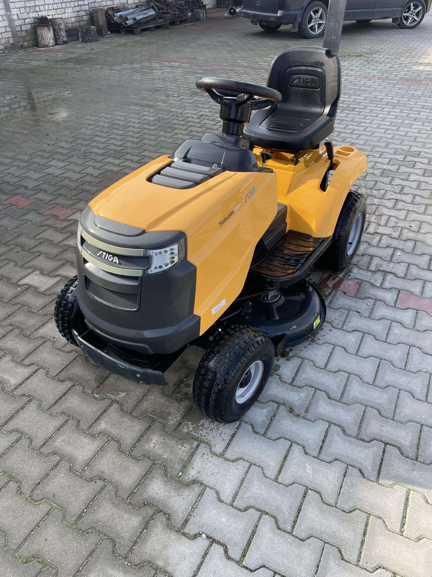 Stiga Tornado 3098