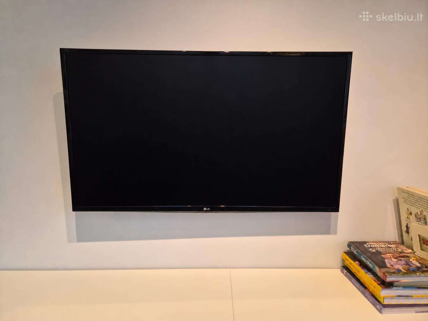 LG 43 smart TV