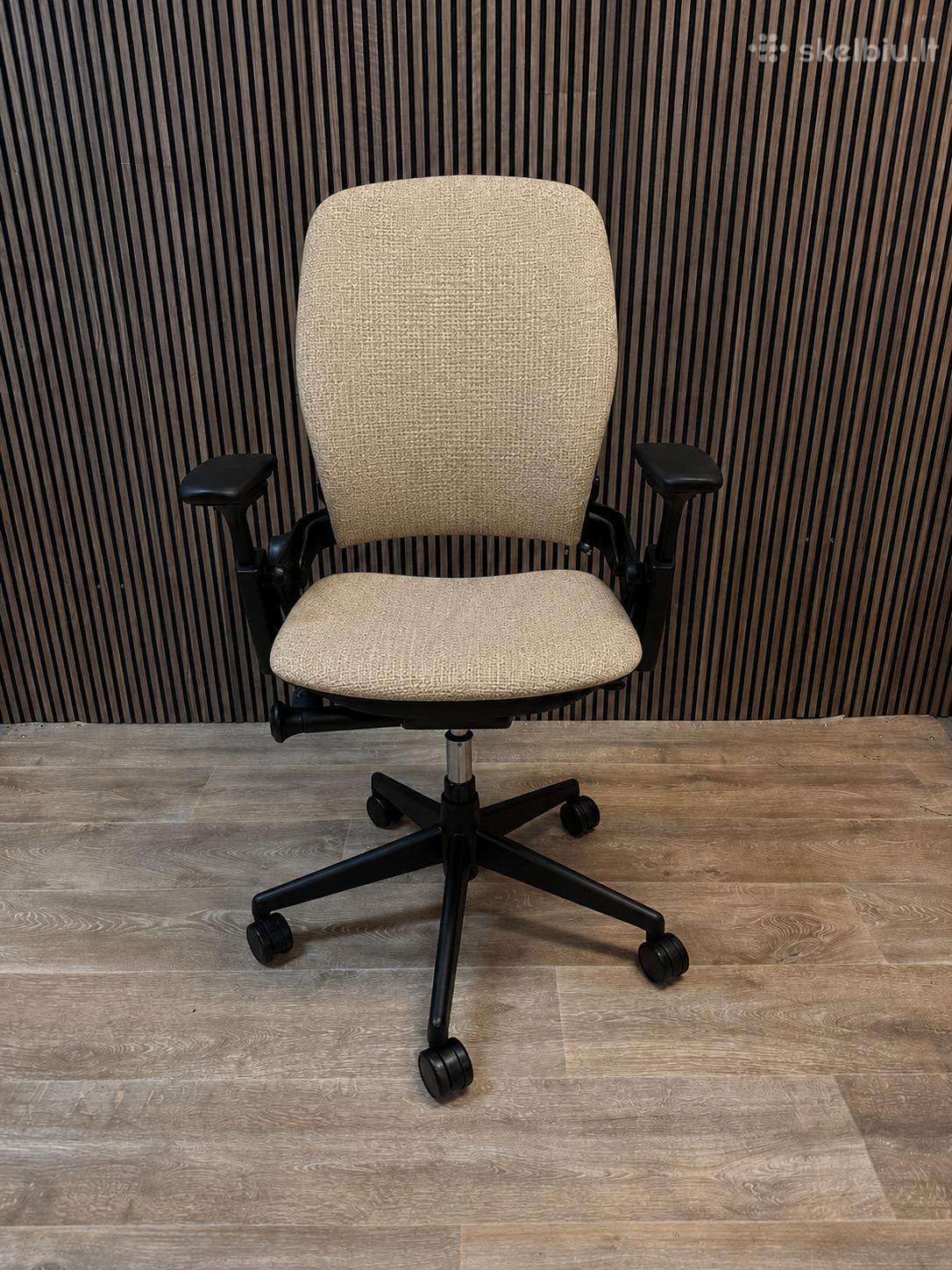 Steelcase Leap V2 Beige