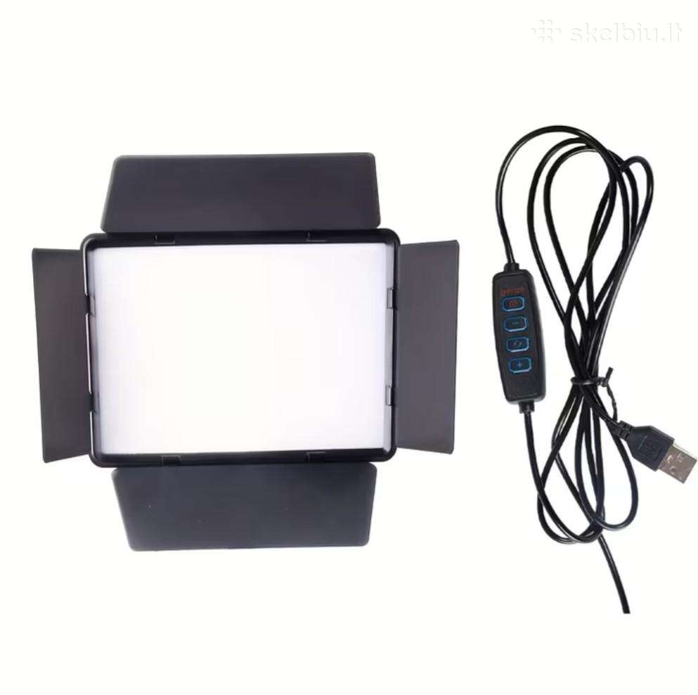 Universalus LED skydelis