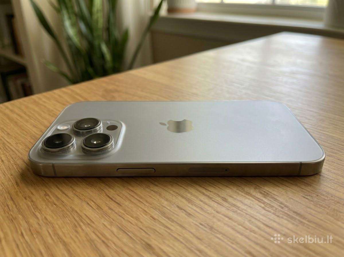 iPhone 15 Pro (256 GB, Natural Titanium)