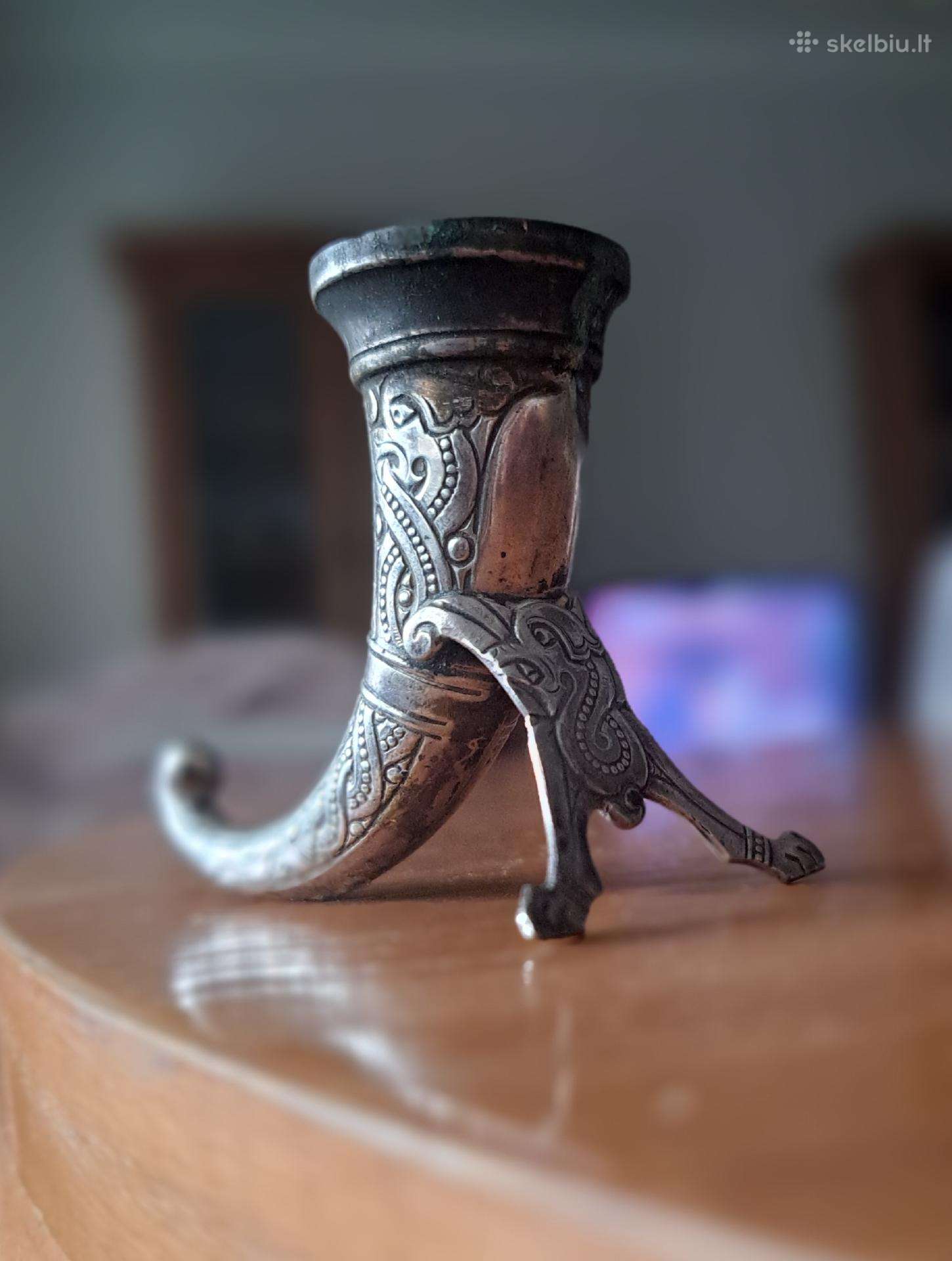 Antikvarinis sidabrinis ragas.