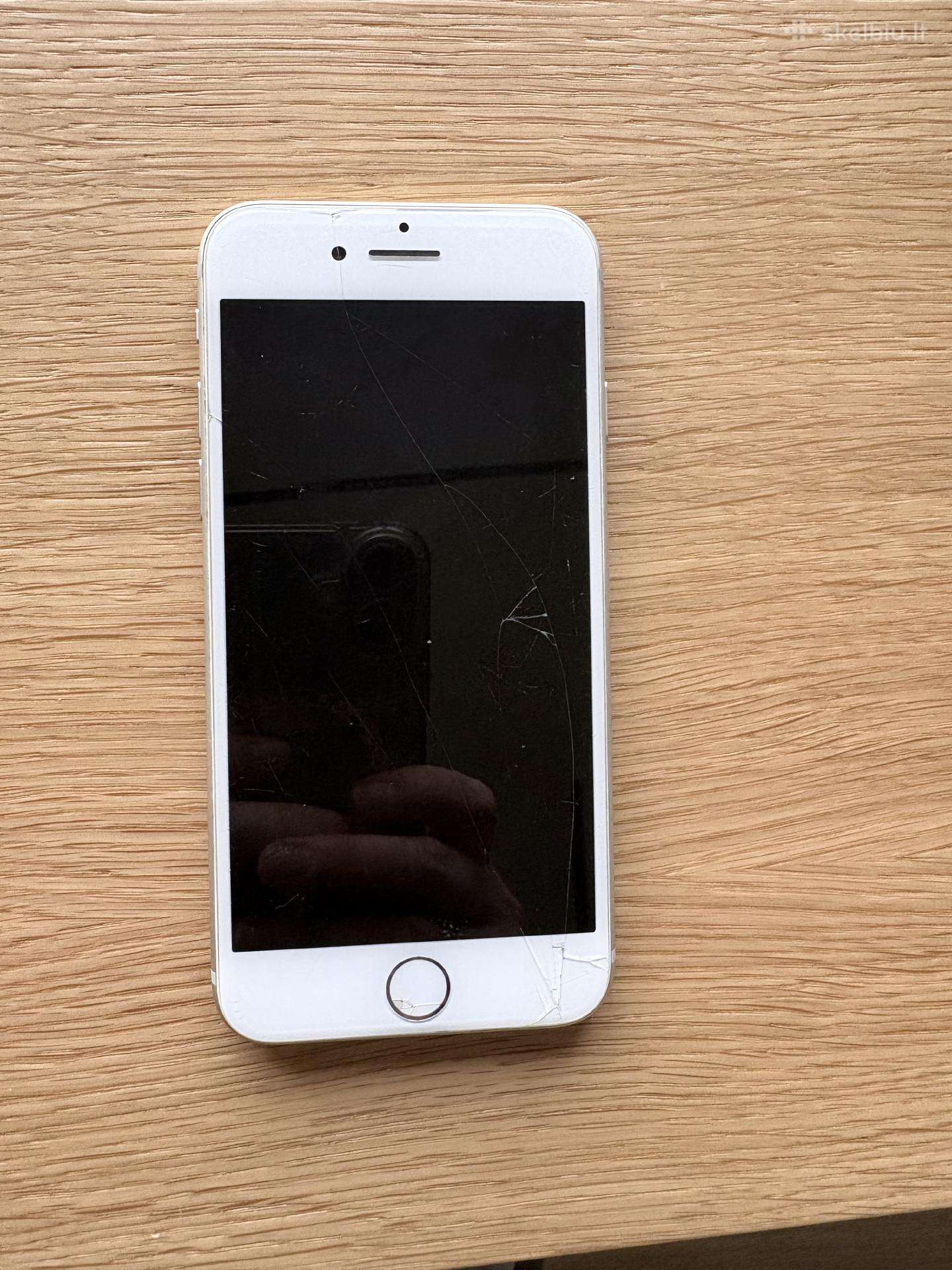 Apple iPhone 8