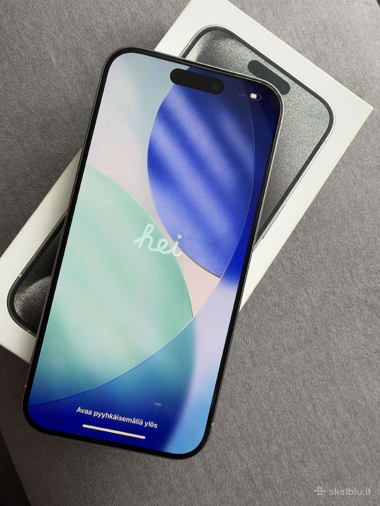 iPhone 15 pro 256gb