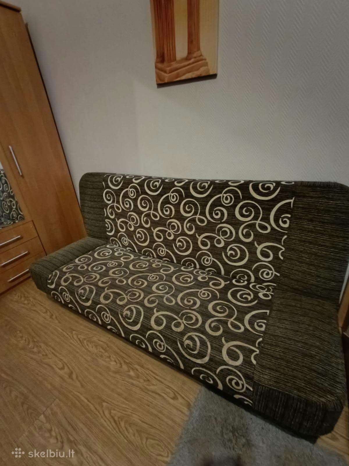 Parduodama naudota sofa