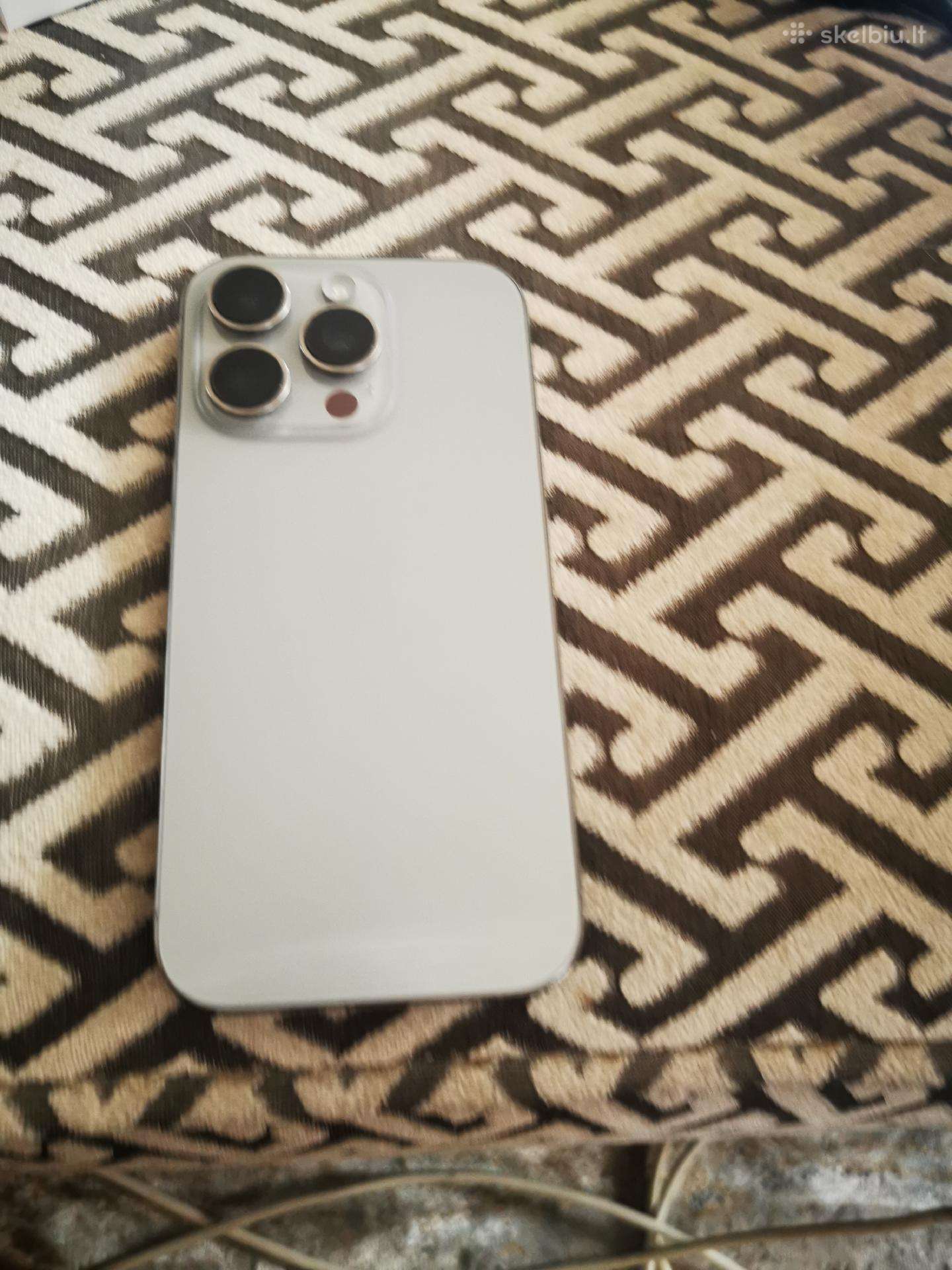 Apple 16 pro
