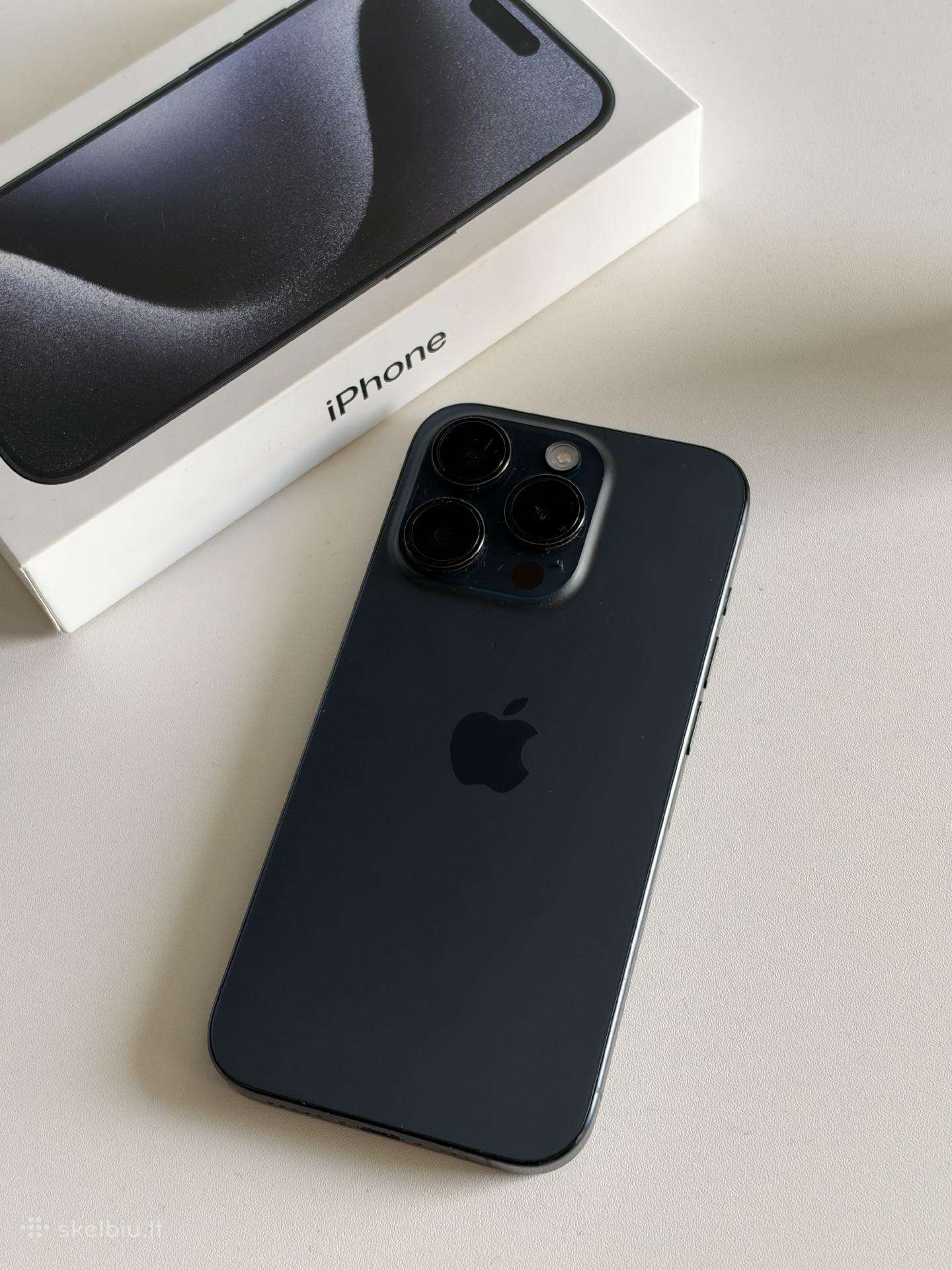 iPhone 15 pro Blue titanium 128 GB