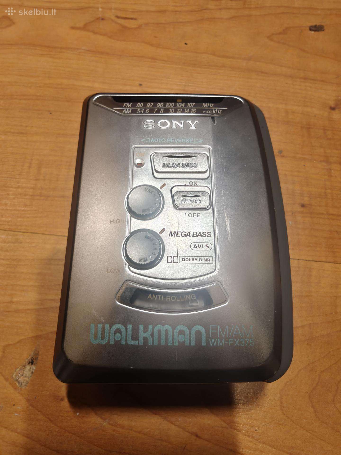Sony ausinukas Wm-f375
