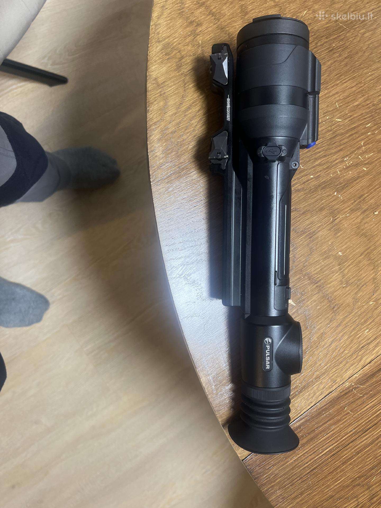 Pulsar talion su blaser laikikliu