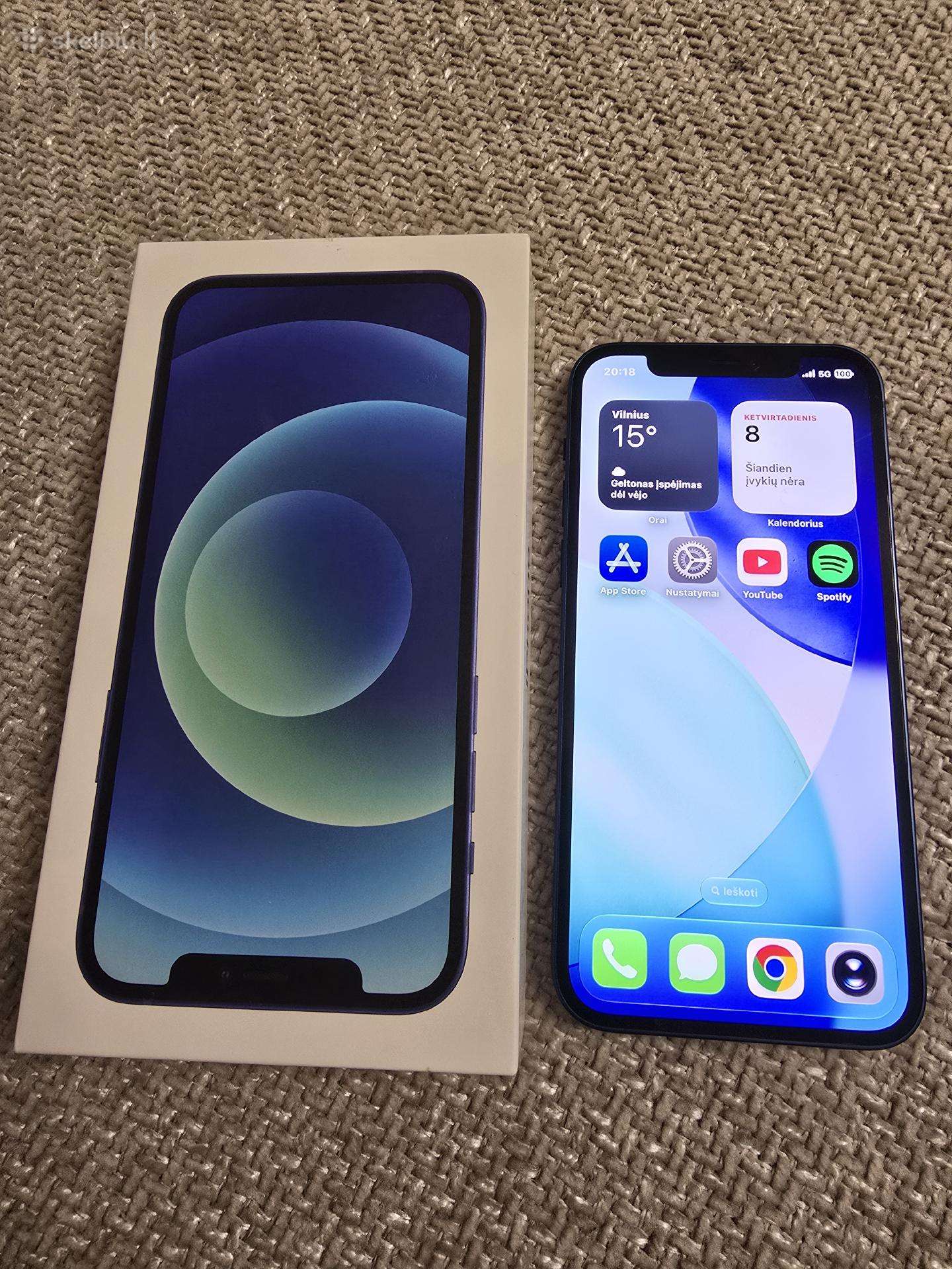 Apple iPhone 12 64 GB baterija 100 %