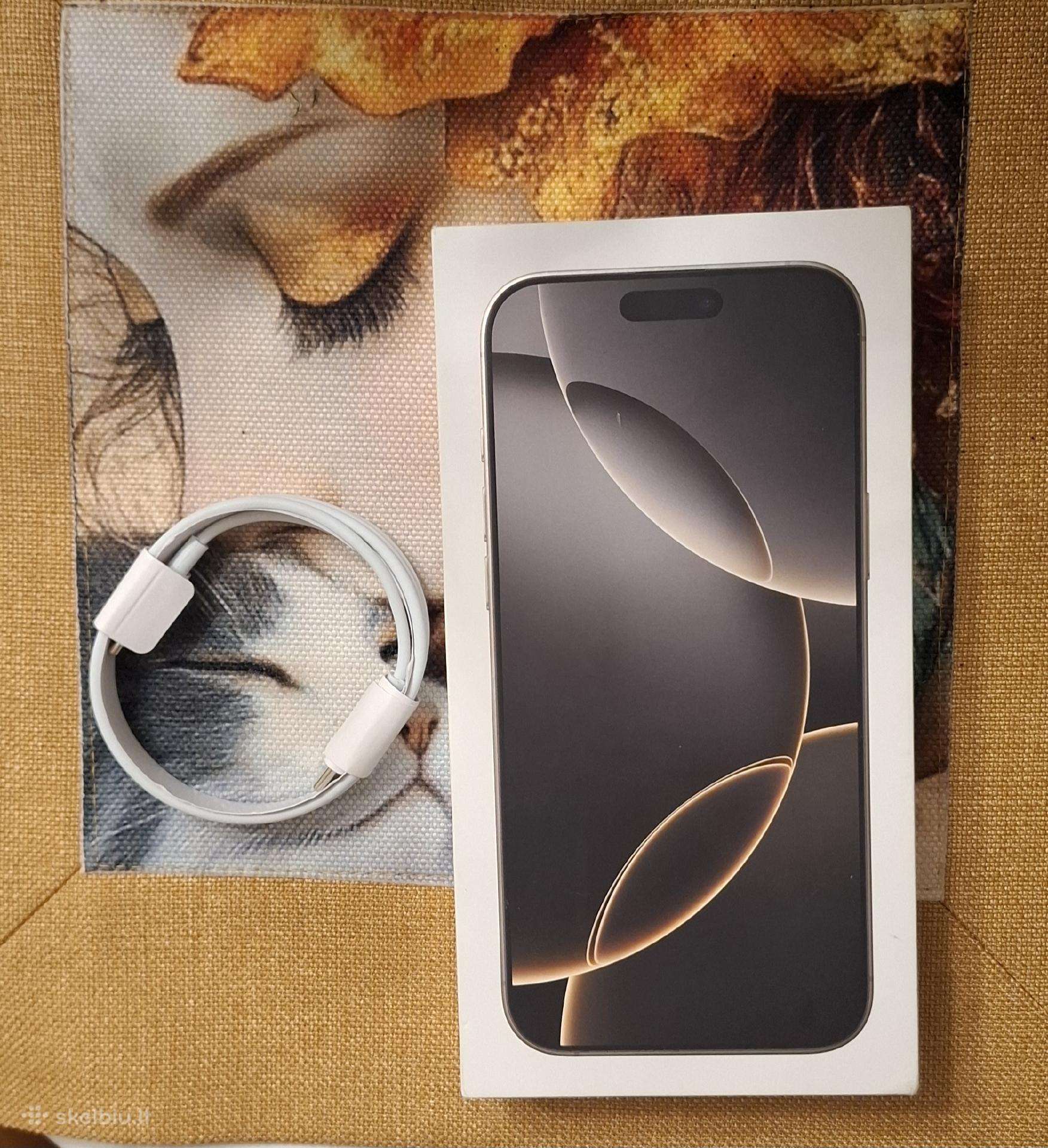 iPhone 16 Pro Max
