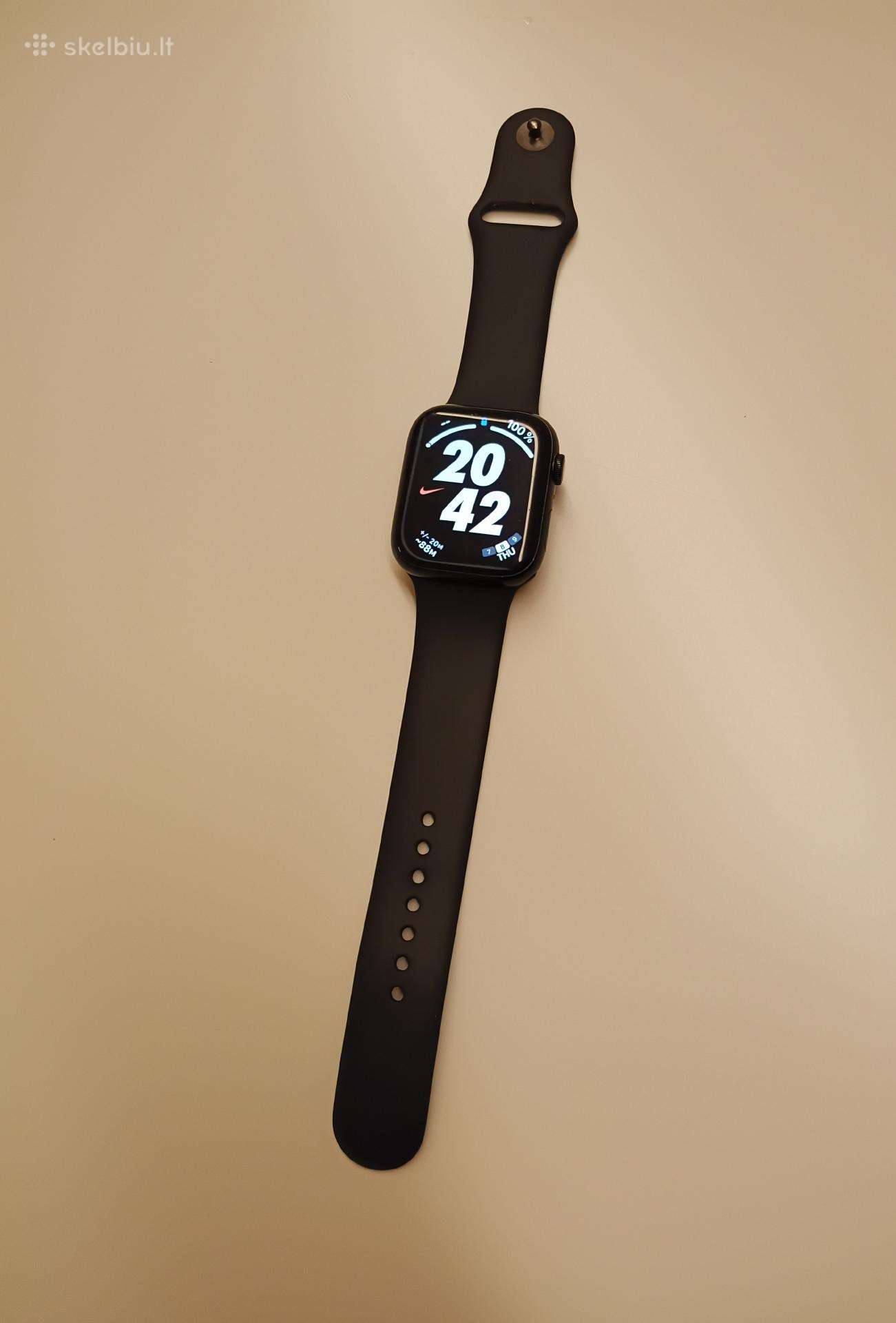 Apple Watch Series 9 45mm GPS + Cellular