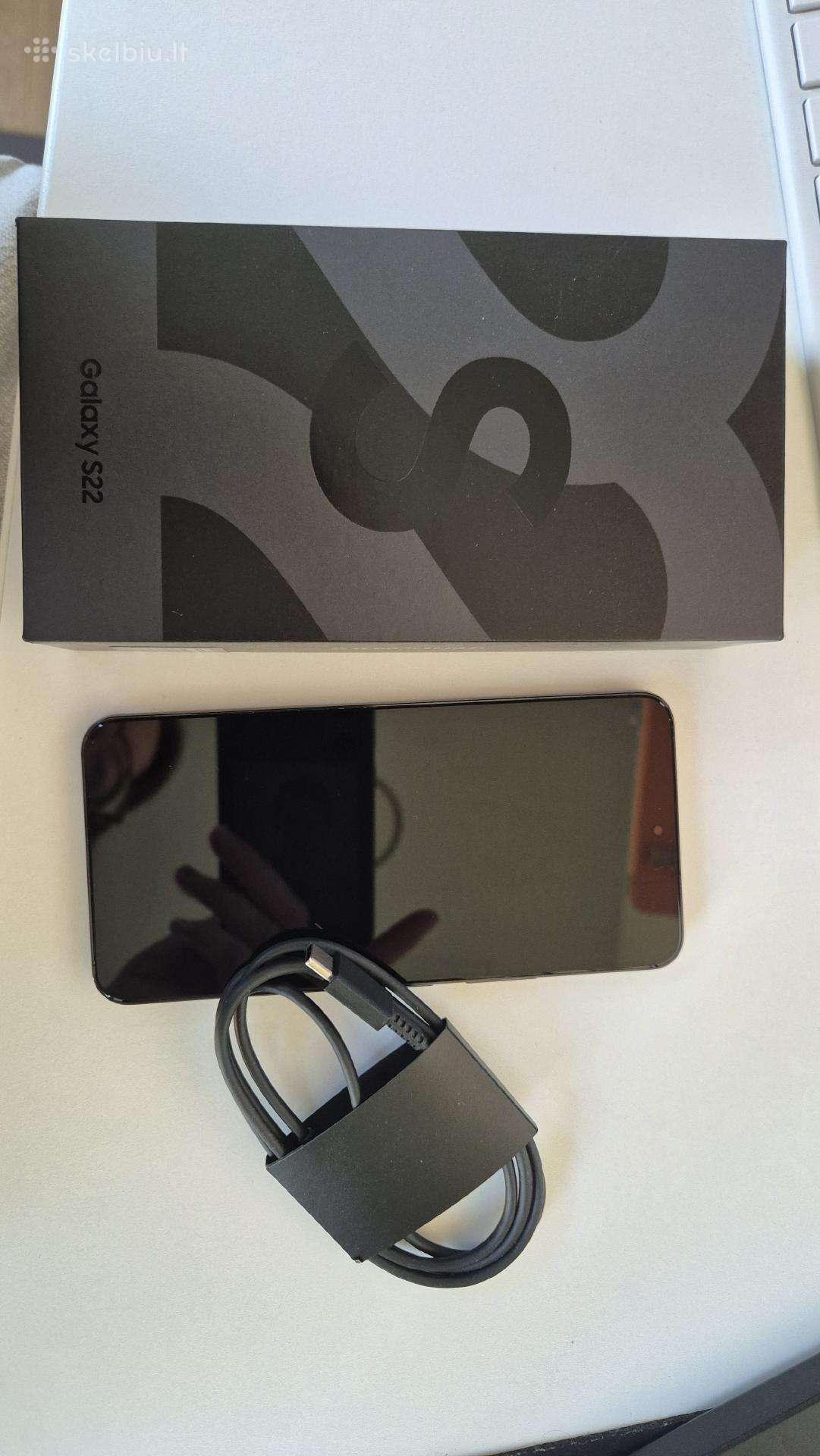 Samsung S22