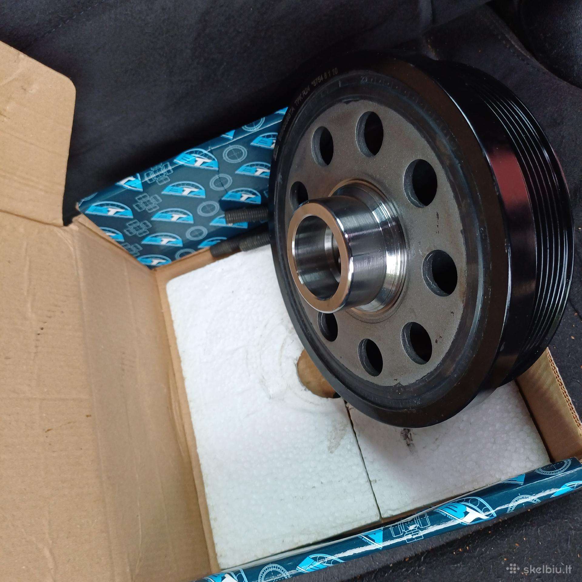 Bmw e90/91 alkunynio veleno skriemulys skyvas