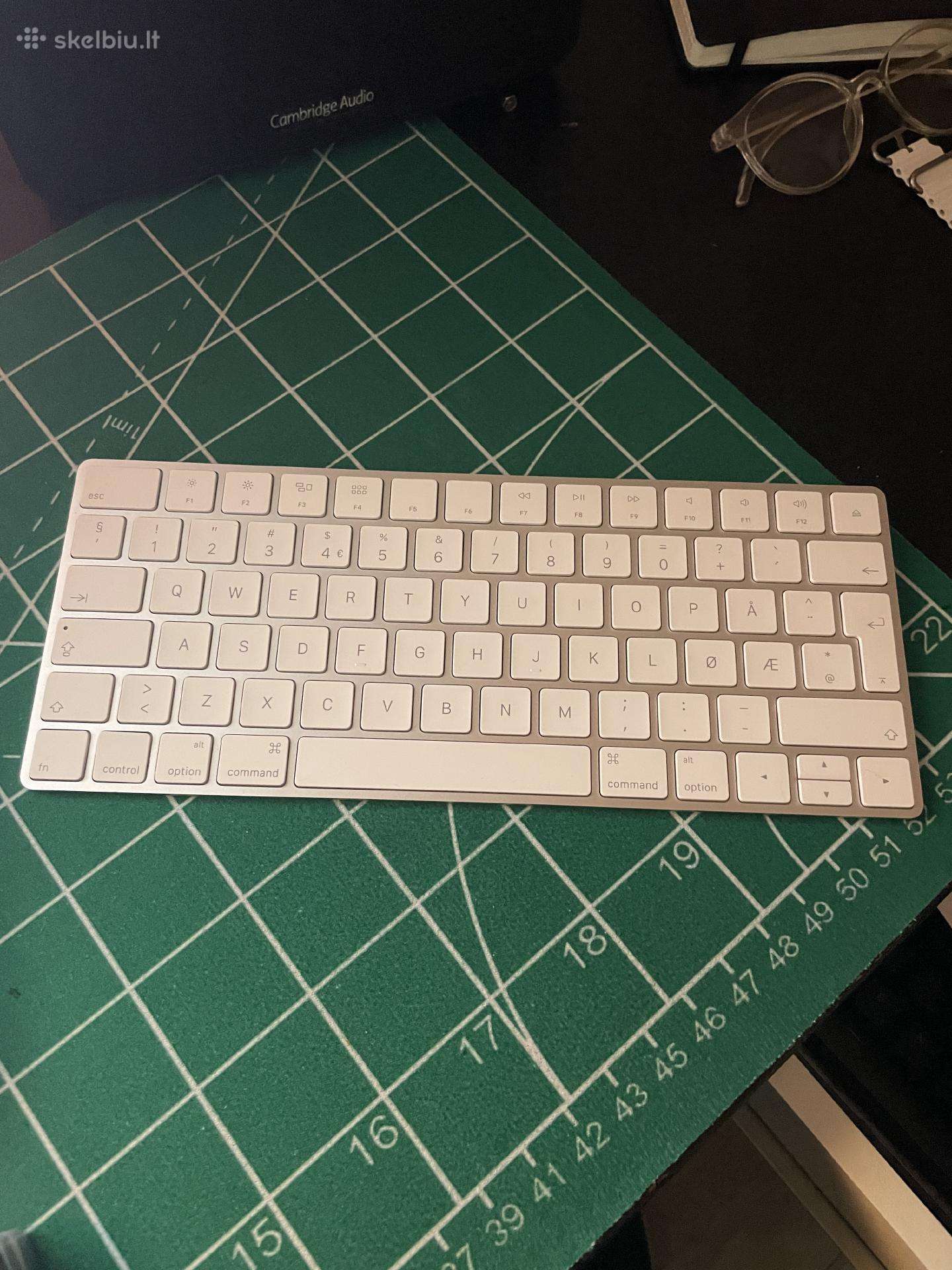 Apple Magic klaviatura