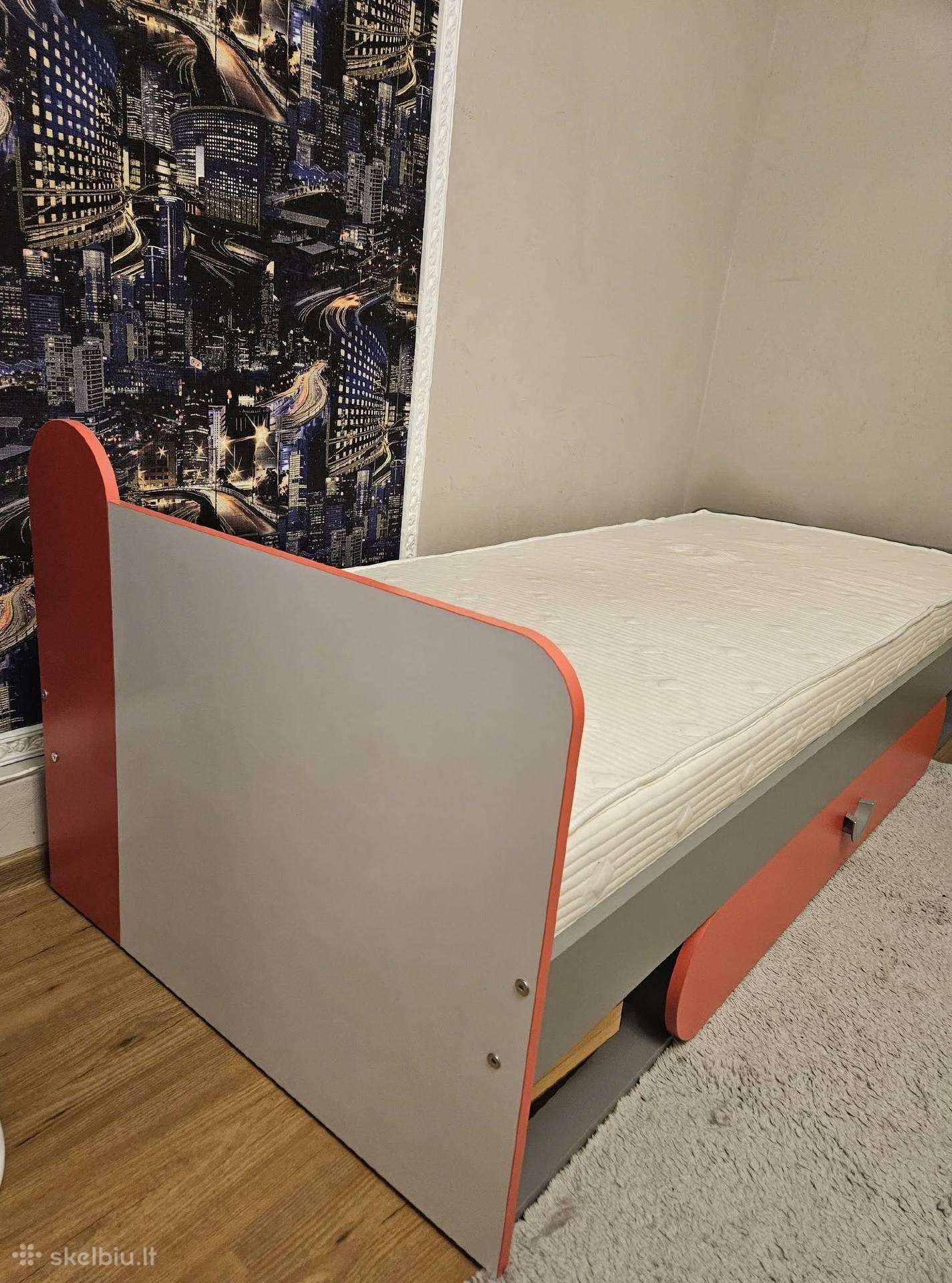 Lova ir Trivilitos čiužinys (194 cm x 80 cm)