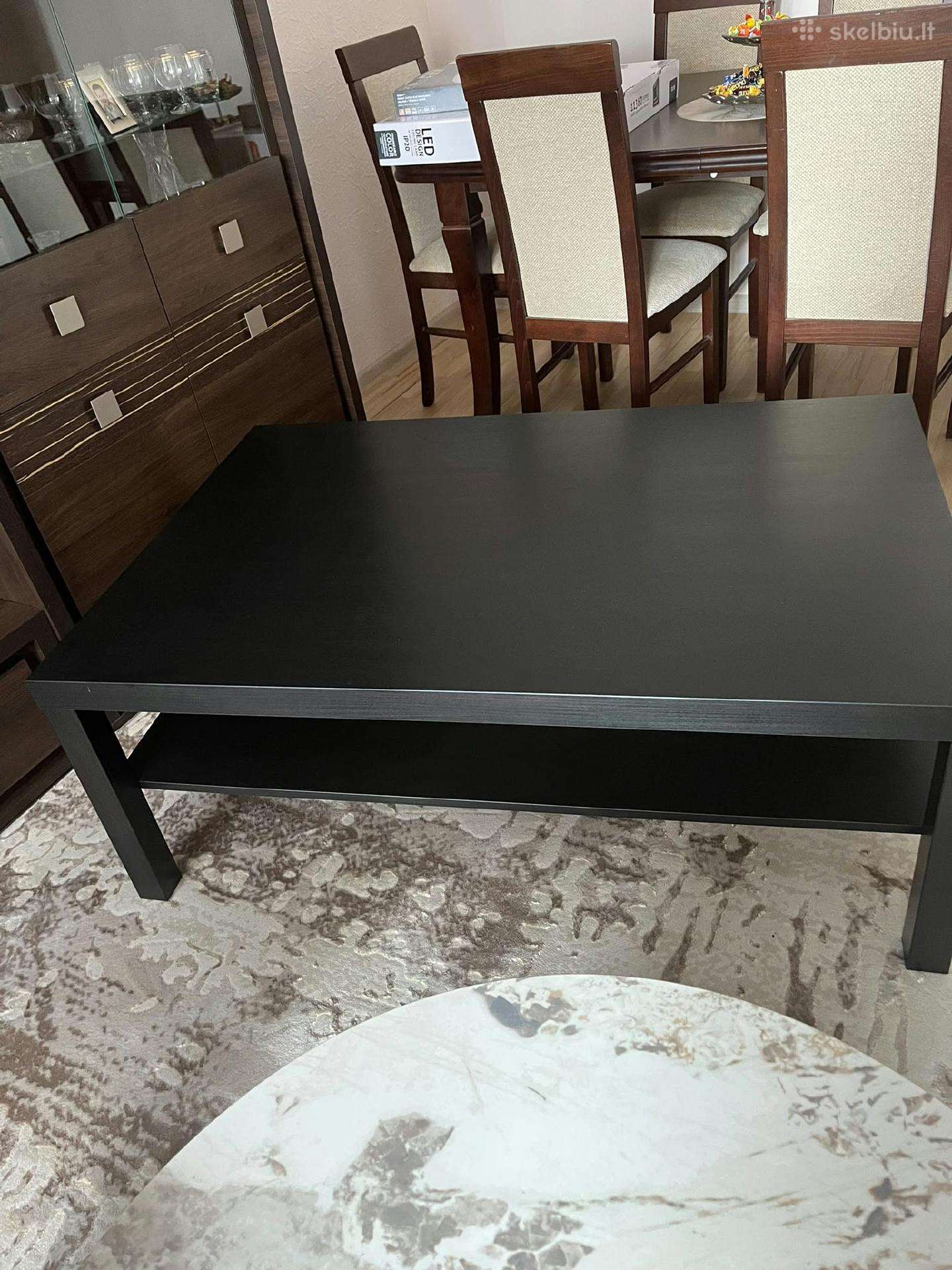 Ikea stalas