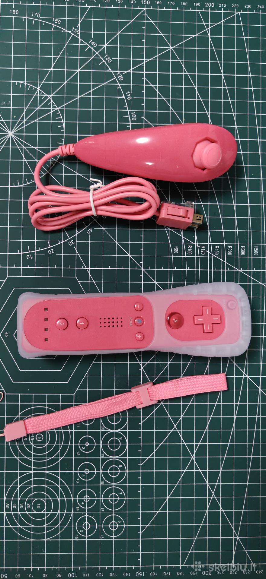 Nintendo Wiimote ir Nunchuk komplektas su dėklu