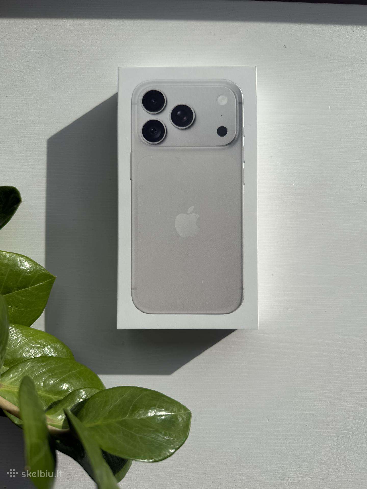 iPhone 18 Pro 512 Silver
