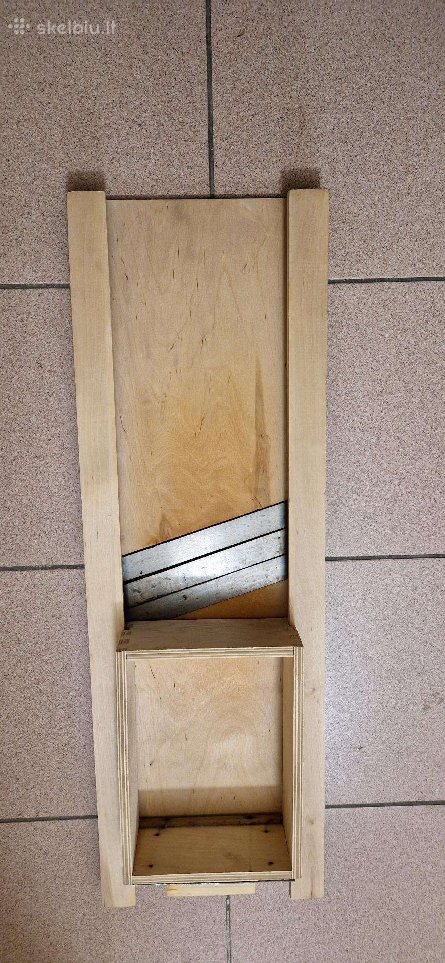 Medinė kopūstų pjaustyklė
