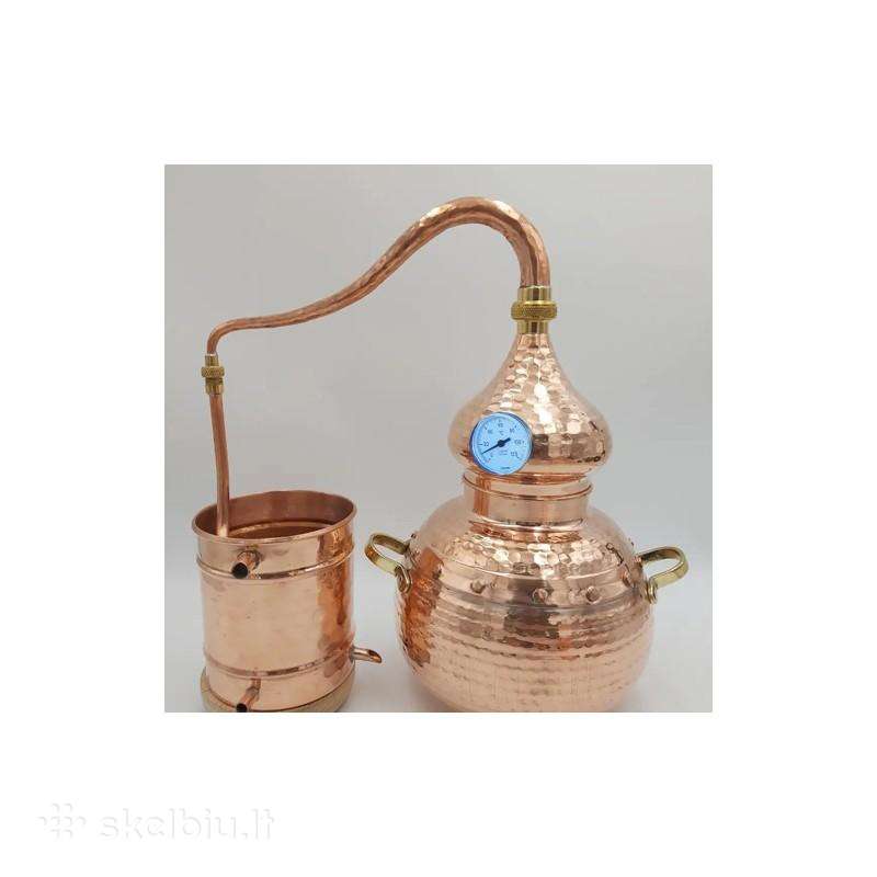 Traditional Alembic Still