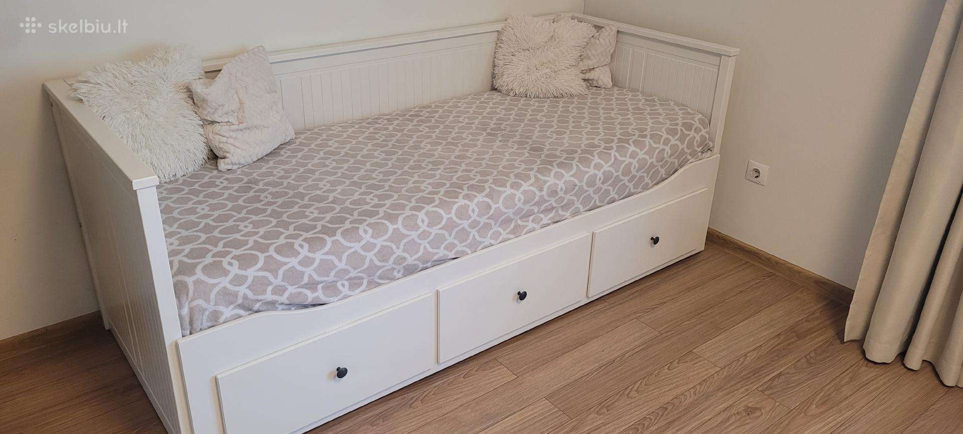 Parduodu naudota Ikea lova-kušetę