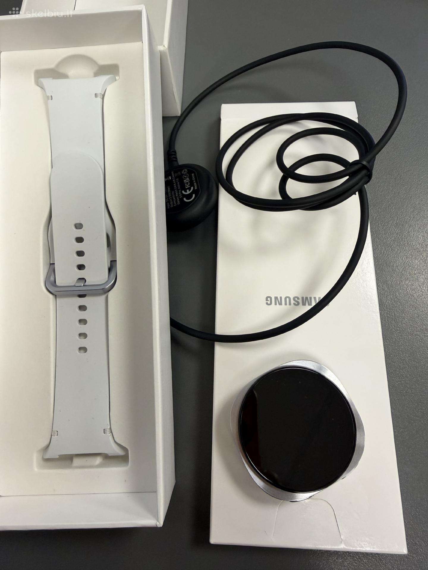 Samsung Galaxy Watch8 44 mm Naujas, ekspozicinis