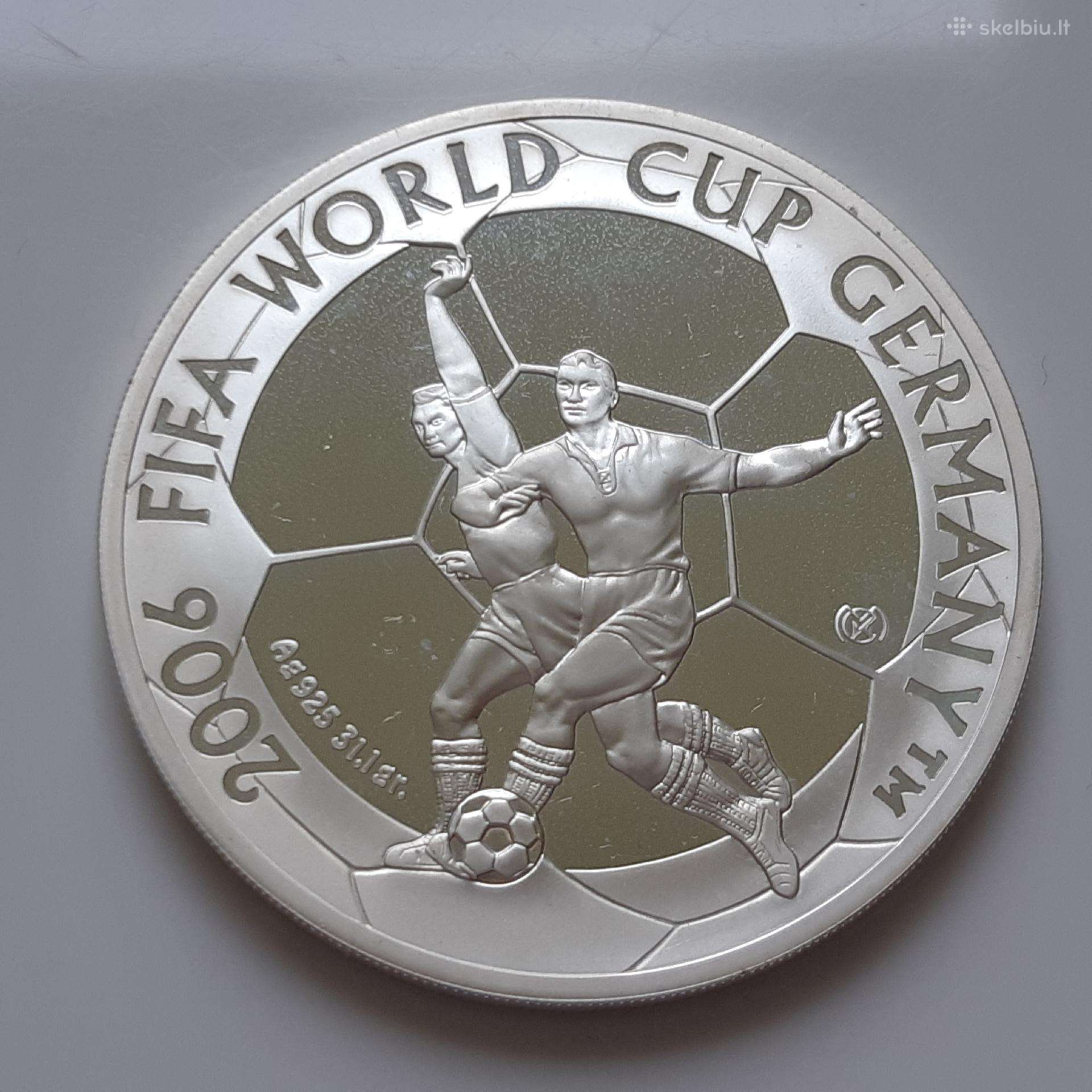 Kazachstanas 100 tengė sidabras Futbolas 2004