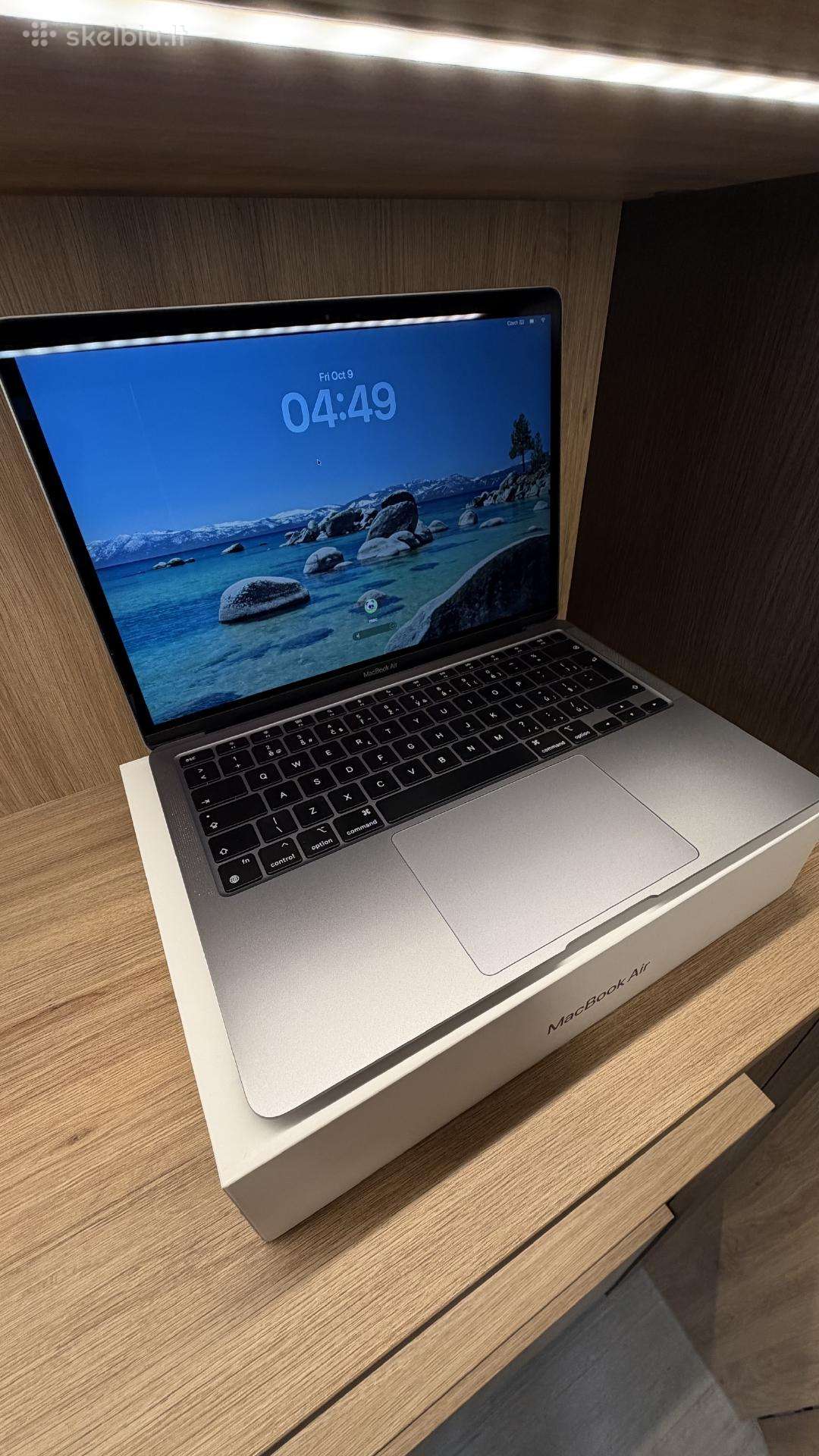 Apple MacBook Air 13" 2020, M1