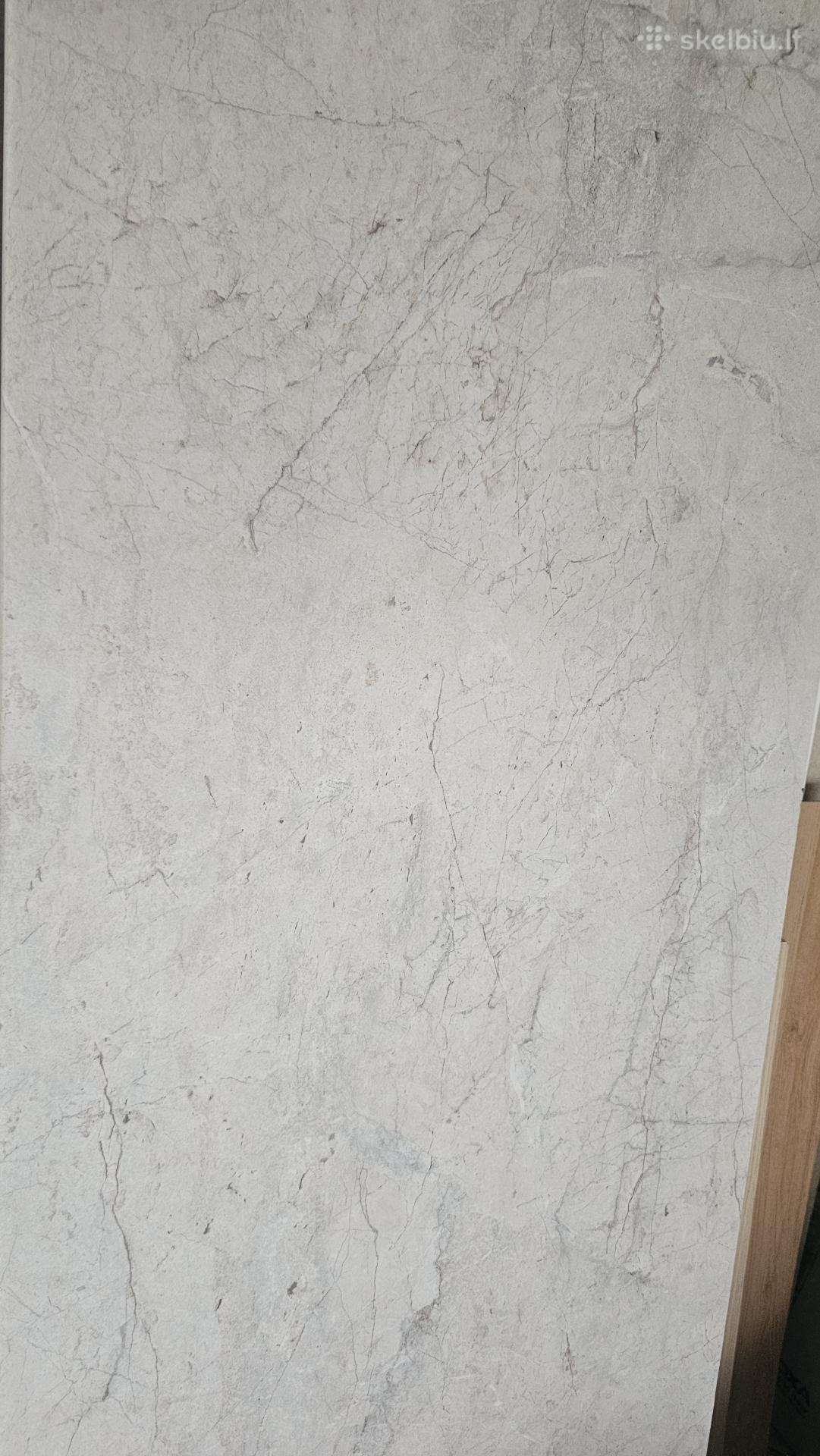 Stalviršis 1.70,6m. Egger F108