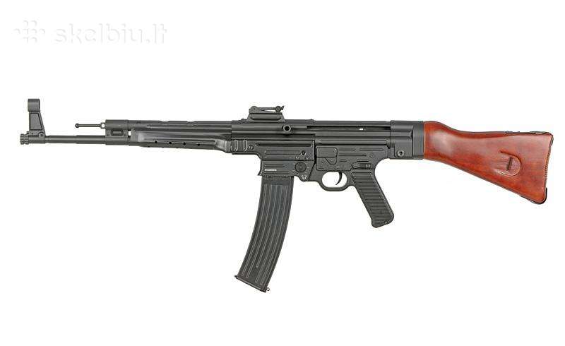 Šratasvydžio automatas Sturmgewehr 44 Plieninis