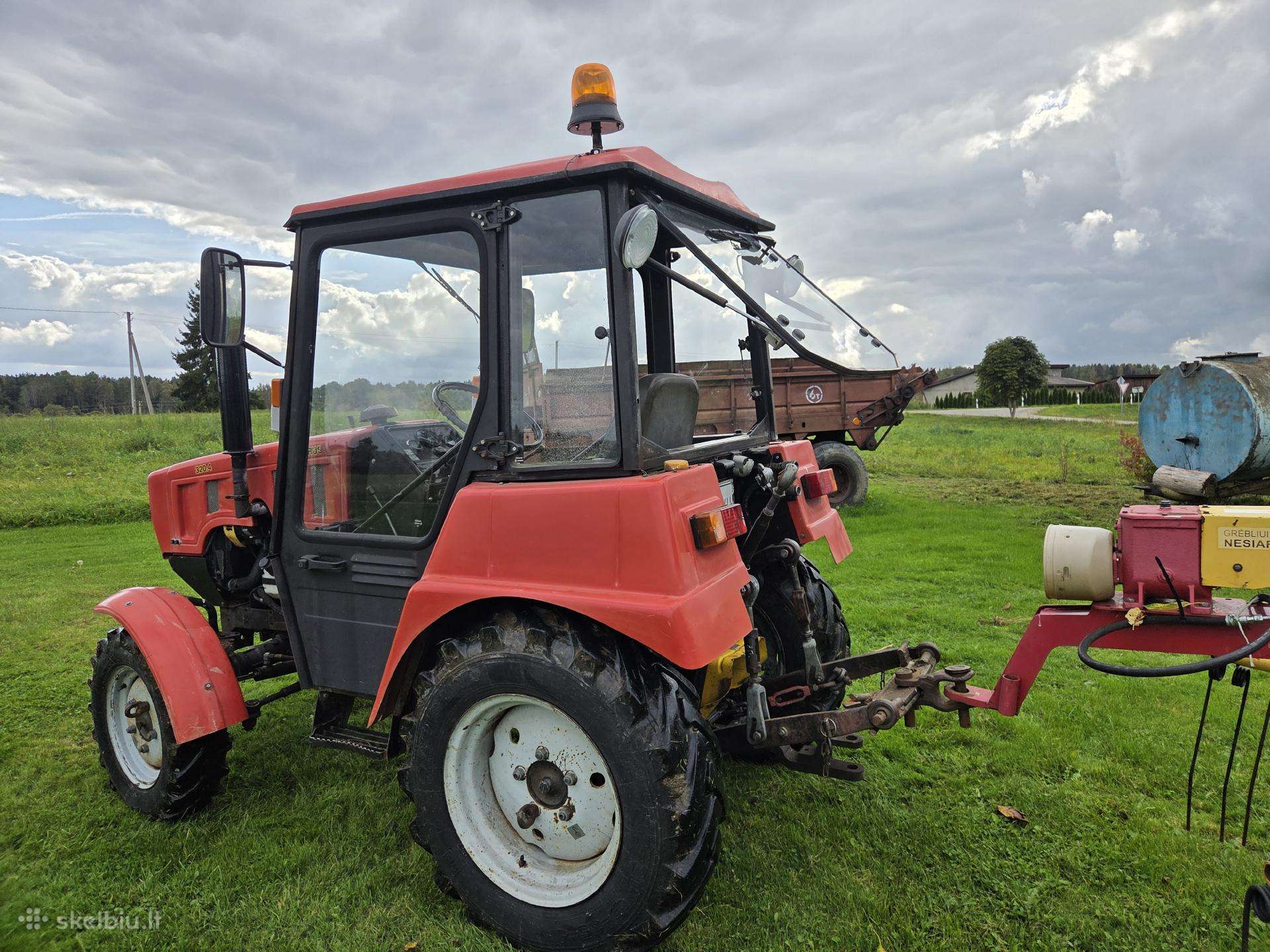 MTZ 320,4, traktoriai