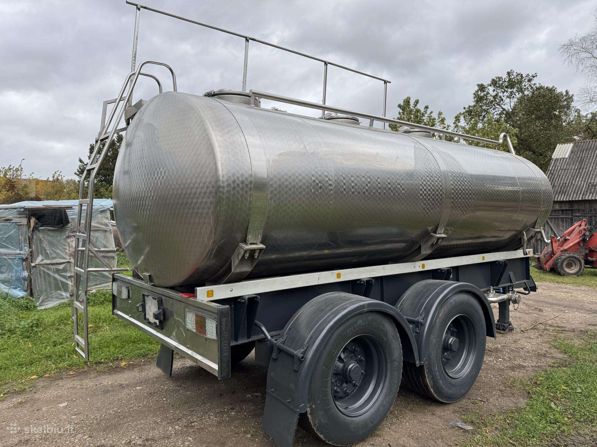 Gruse, tanker