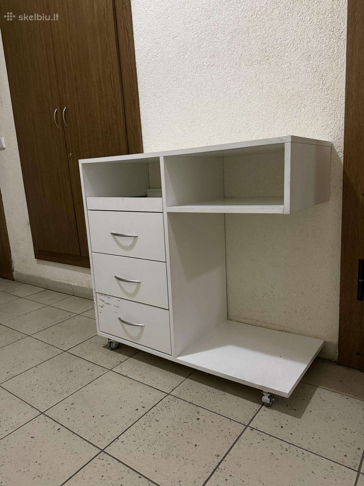 Dovanoju spintele su ratukais